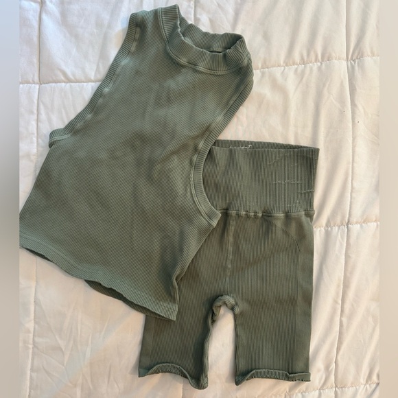 FP Movement by Free People Pants - Free People Movement Happiness Runs Set Crop and Bike Shorts